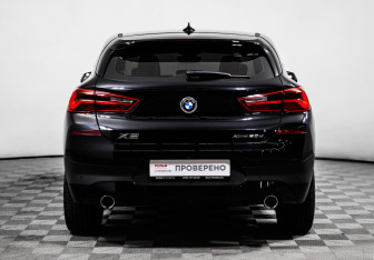 Подержанный автомобиль BMW X2 2018 года (6 фото)