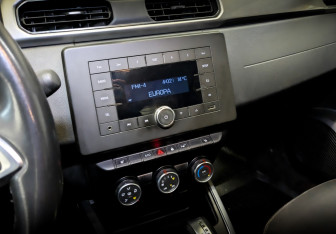 Подержанный автомобиль Renault Arkana 2019 года (15 фото)