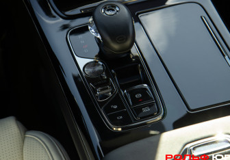 Подержанный автомобиль GAC M8 2024 года (18 фото)