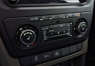 Подержанный автомобиль Skoda Yeti 2016 года (21 фото)