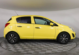 Подержанный автомобиль Opel Corsa 2012 года (4 фото)