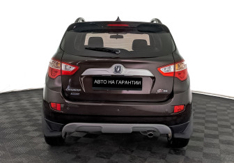 Подержанный автомобиль Changan CS35 2018 года (4 фото)