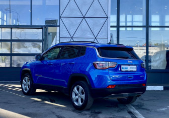 Подержанный автомобиль Jeep Compass 2019 года (7 фото)