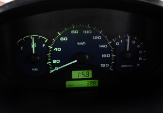 Подержанный автомобиль Chevrolet Spark 2007 года (13 фото)