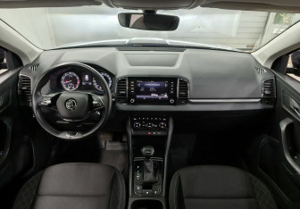 Подержанный автомобиль Skoda Karoq 2021 года (11 фото)