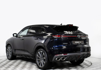 Подержанный автомобиль Changan UNI-K 2023 года (5 фото)