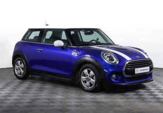 Подержанный автомобиль MINI Hatch 2018 года (3 фото)