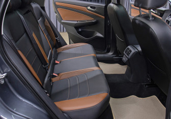 Подержанный автомобиль Jetta VS7 2023 года (12 фото)