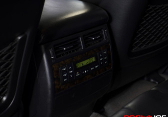 Подержанный автомобиль Toyota Land Cruiser Suv 2014 года (18 фото)