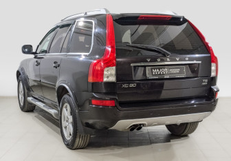 Подержанный автомобиль Volvo XC90 2012 года (7 фото)