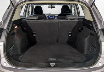 Подержанный автомобиль Geely Coolray 2022 года (9 фото)