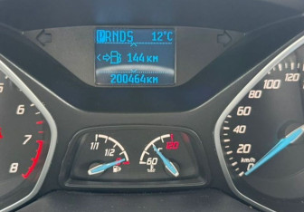 Подержанный автомобиль Ford Focus Wagon 2012 года (12 фото)