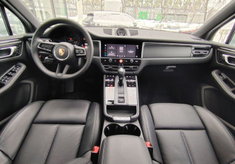 Новый Porsche Macan 2025 (9 фото)