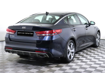 Подержанный автомобиль Kia Optima Sedan 2016 года (3 фото)