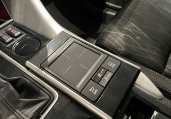 Подержанный автомобиль Mitsubishi Eclipse Cross 2019 года (15 фото)