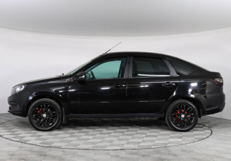 Подержанный автомобиль LADA (ВАЗ) Granta Hatchback 2022 года (8 фото)