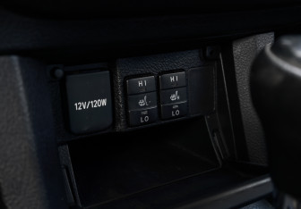Подержанный автомобиль Toyota Corolla Sedan 2013 года (17 фото)