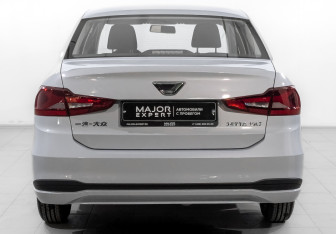 Новый Jetta VA3 2023 (6 фото)