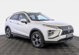 Подержанный автомобиль Mitsubishi Eclipse Cross 2021 года (3 фото)