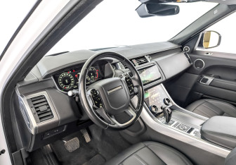 Подержанный автомобиль Land Rover Range Rover Sport 2021 года (16 фото)