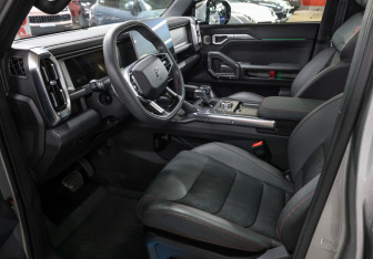 Подержанный автомобиль Jetour T2 2024 года (16 фото)
