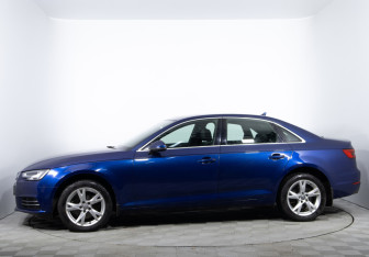 Подержанный автомобиль Audi A4 Sedan 2015 года (8 фото)