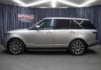 Подержанный автомобиль Land Rover Range Rover 2017 года (8 фото)