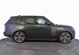 Подержанный автомобиль Land Rover Range Rover 2020 года (4 фото)