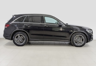 Подержанный автомобиль Mercedes-Benz GLC Coupe 2021 года (4 фото)