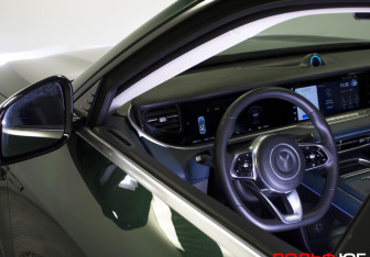 Подержанный автомобиль Voyah Free 2023 года (17 фото)