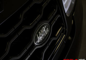 Подержанный автомобиль Land Rover Range Rover Sport 2018 года (23 фото)