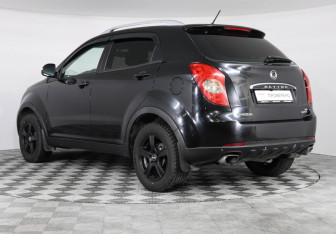 Подержанный автомобиль SsangYong Actyon 2011 года (7 фото)