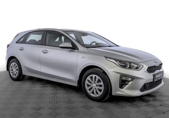 Подержанный автомобиль Kia Ceed Hatchback 2020 года (3 фото)