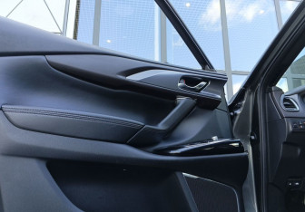 Подержанный автомобиль Mazda CX-9 2019 года (17 фото)