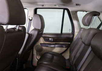 Подержанный автомобиль Land Rover Range Rover Sport 2013 года (10 фото)