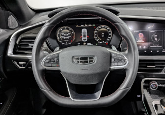 Подержанный автомобиль Geely Tugella 2022 года (21 фото)