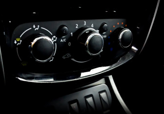 Подержанный автомобиль Nissan Terrano 2021 года (25 фото)