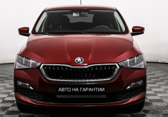 Подержанный автомобиль Skoda Rapid Liftback 2020 года (2 фото)