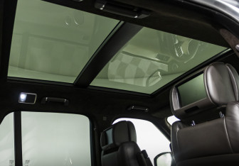 Подержанный автомобиль Land Rover Range Rover 2014 года (23 фото)