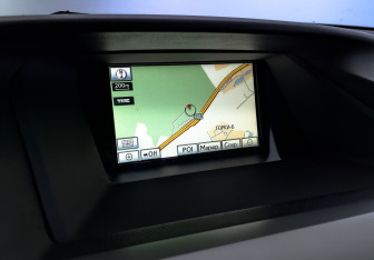 Подержанный автомобиль Lexus RX 2011 года (25 фото)