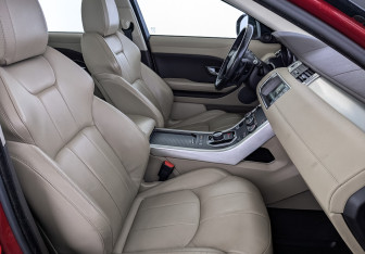 Подержанный автомобиль Land Rover Range Rover Evoque 2016 года (24 фото)