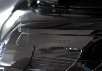 Подержанный автомобиль Toyota Land Cruiser Prado 2014 года (5 фото)