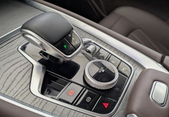 Подержанный автомобиль Chery Tiggo 8 Pro Max 2025 года (16 фото)