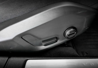 Подержанный автомобиль Volvo V60 2020 года (25 фото)