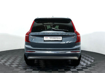Подержанный автомобиль Volvo XC90 2021 года (6 фото)