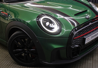 Подержанный автомобиль MINI Hatch 2021 года (24 фото)