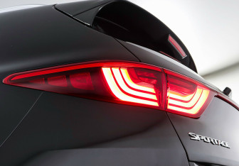 Подержанный автомобиль Kia Sportage 2018 года (9 фото)