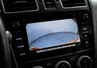 Подержанный автомобиль Subaru XV 2015 года (13 фото)