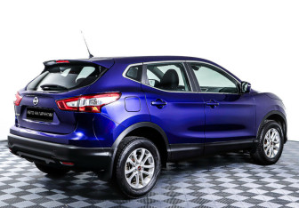 Подержанный автомобиль Nissan Qashqai 2014 года (5 фото)