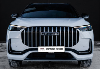 Подержанный автомобиль Jaecoo J8 2024 года (2 фото)